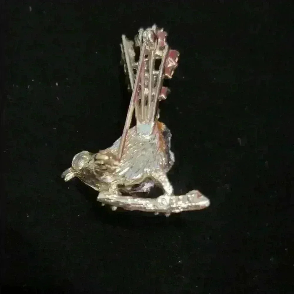 BSK Peacock Brooch - Picture 3 of 3